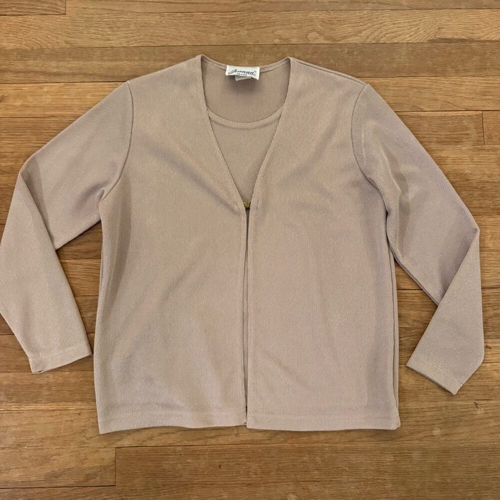 Joanna cream gold shimmery blouse open front shirt top size MP
b65